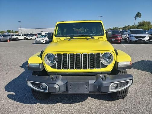 2024 Jeep Wrangler 4-Door Sahara
