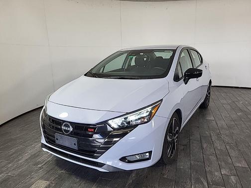 Fresh Powder 2024 Nissan Versa 1.6 S