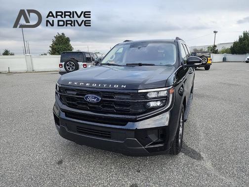 2025 Ford Expedition Max Active 4x4