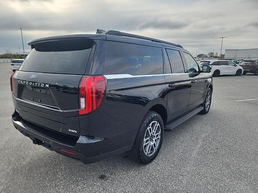 2025 Ford Expedition Max Active 4x4