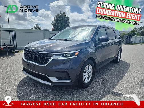 2022 Kia Carnival LX