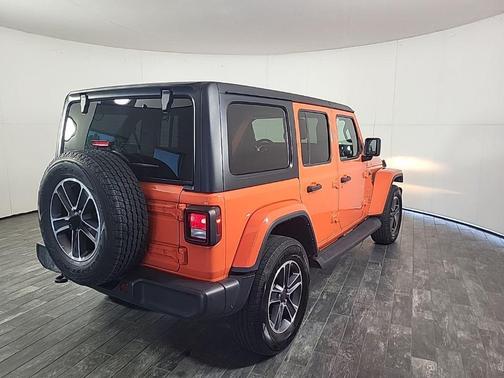 2023 Jeep Wrangler 4-Door Sahara