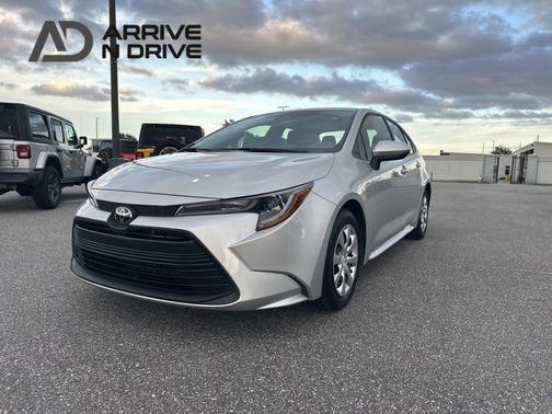 2025 Toyota Corolla LE