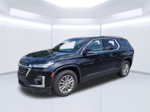 Mosaic Black Metallic 2022 Chevrolet Traverse LT Cloth