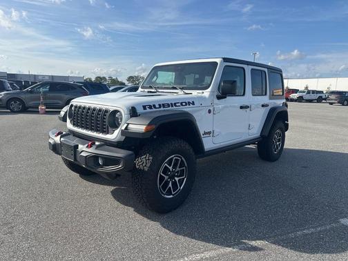 Bright White Clearcoat 2025 Jeep Wrangler Rubicon