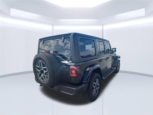 Black Clearcoat 2024 Jeep Wrangler 4-Door Sahara