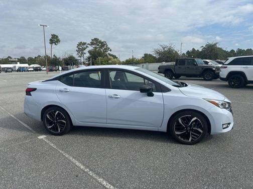 2024 Nissan Versa 1.6 S
