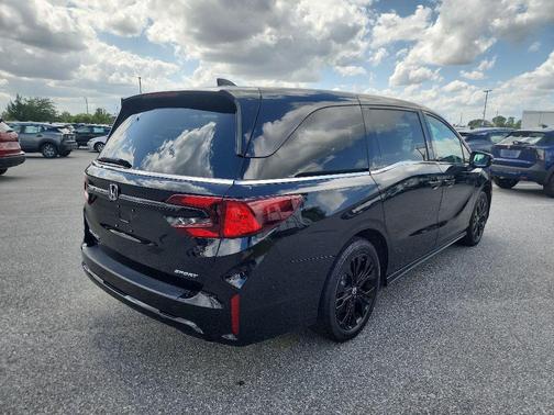 Crystal Black Pearl 2025 Honda Odyssey Sport-L