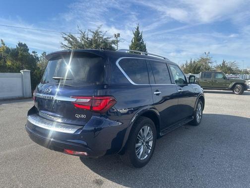 2024 INFINITI QX80 Luxe