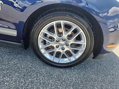 2012 Ford Mustang V6 Premium