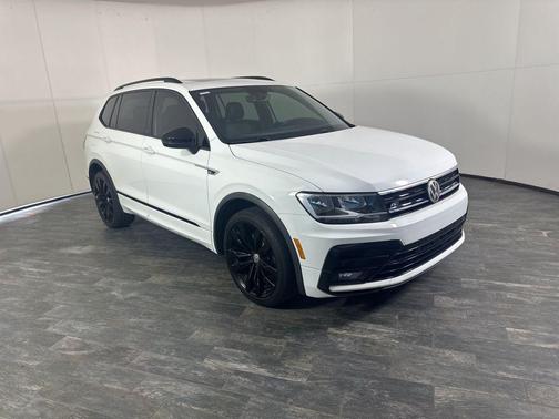 2020 Volkswagen Tiguan 2.0T SE R-Line Black