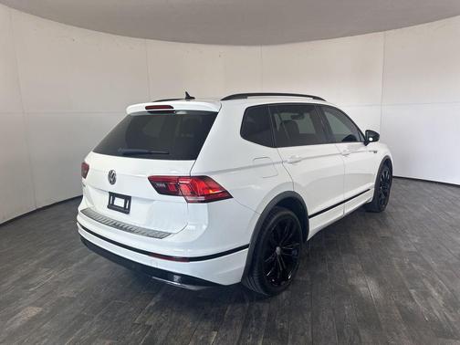 2020 Volkswagen Tiguan 2.0T SE R-Line Black