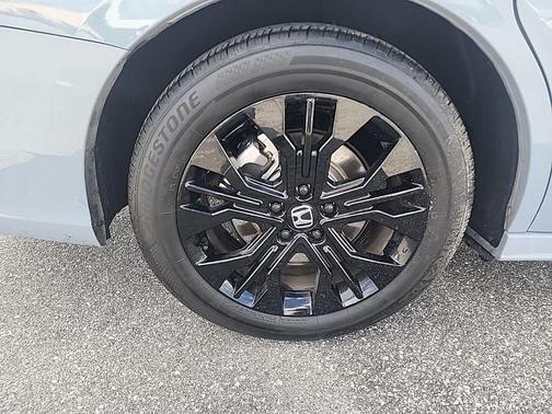 Sonic Gray Pearl 2025 Honda Odyssey Sport-L