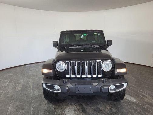 2023 Jeep Wrangler 4-Door Sahara