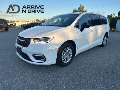 2025 Chrysler Pacifica L