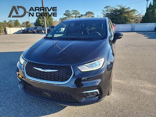 2025 Chrysler Pacifica L