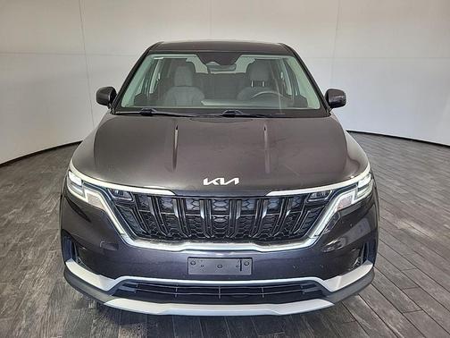 2022 Kia Carnival LX