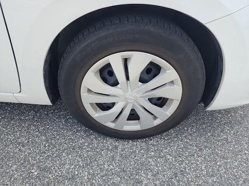 2024 Nissan Versa 1.6 S