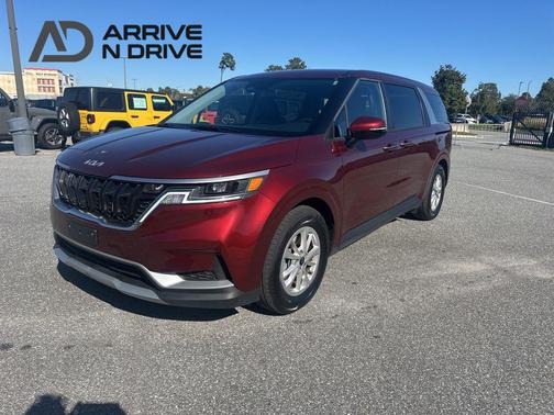 2024 Kia Carnival LX