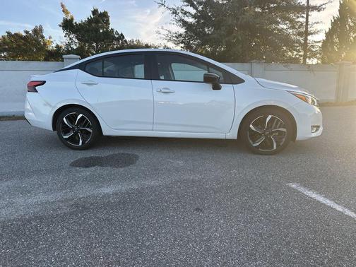 2024 Nissan Versa 1.6 S