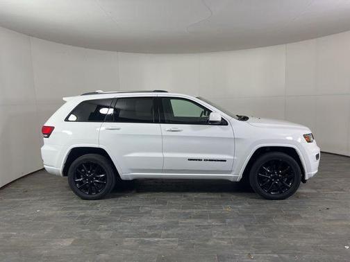 2021 Jeep Grand Cherokee Altitude