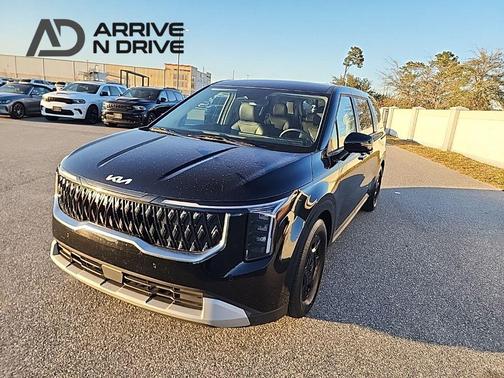 2025 Kia Carnival LXS