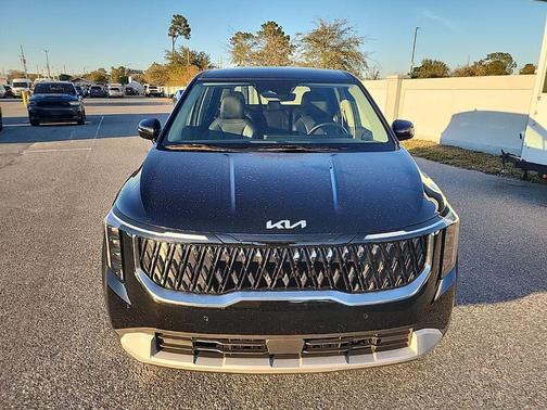 2025 Kia Carnival LXS