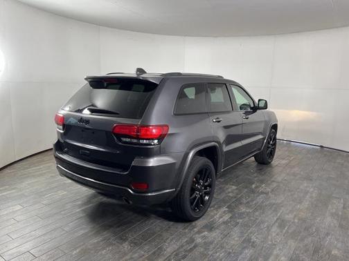 2021 Jeep Grand Cherokee Altitude