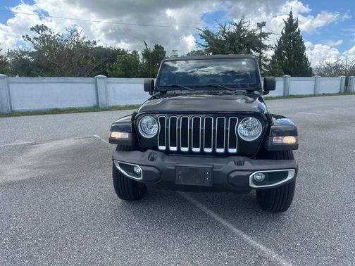 2023 Jeep Wrangler 4-Door Sahara
