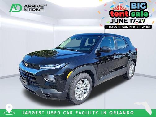 Mosaic Black Metallic 2023 Chevrolet Trailblazer LS