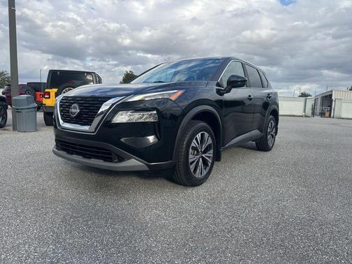 Super Black 2023 Nissan Rogue SV