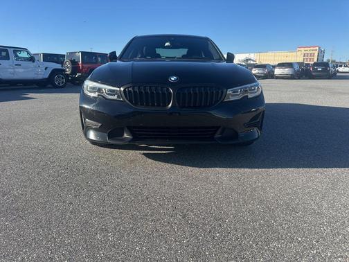2019 BMW 330 330i