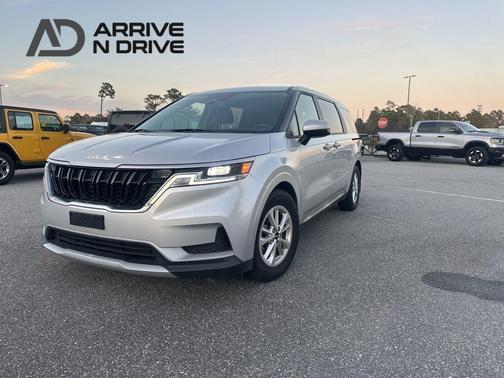 2022 Kia Carnival LX