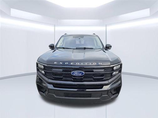Black Metallic 2025 Ford Expedition Max Active 4x4