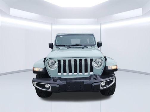 Sarge Green Clearcoat 2023 Jeep Wrangler 4-Door Sahara