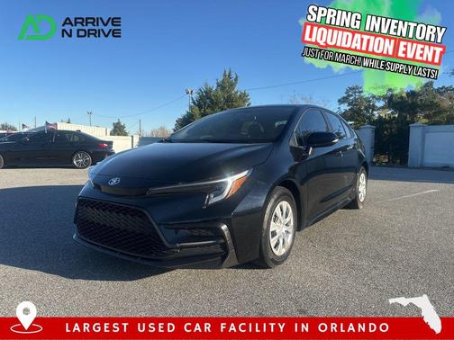 Midnight Black Metallic 2024 Toyota Corolla SE