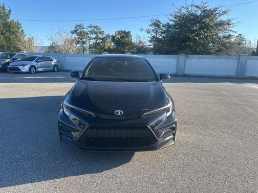 Midnight Black Metallic 2024 Toyota Corolla SE