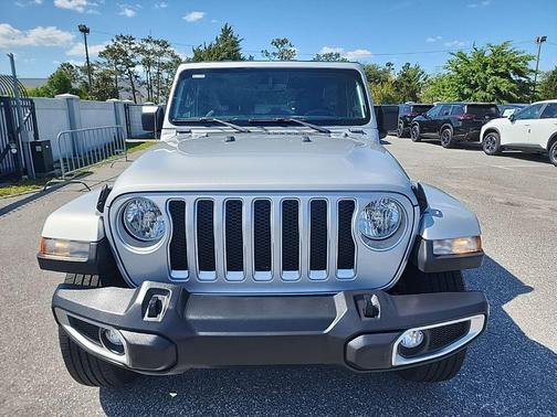 Silver Zynith 2023 Jeep Wrangler 4-Door Sahara