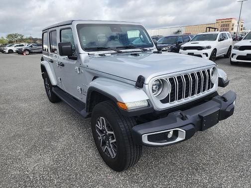 2024 Jeep Wrangler 4-Door Sahara