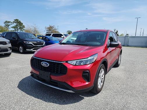 Rapid Red Metallic Tinted Clearcoat 2025 Ford Escape Active