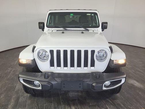 2023 Jeep Wrangler 4-Door Sahara