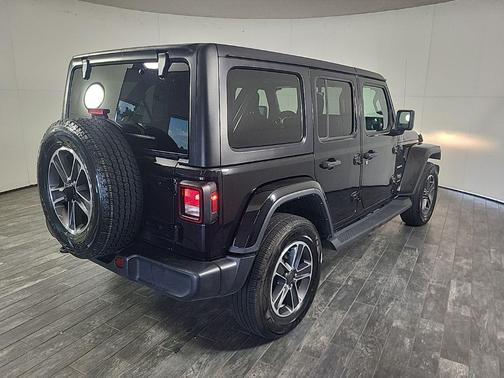 2023 Jeep Wrangler 4-Door Sahara