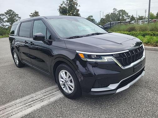 Aurora Black 2022 Kia Carnival LX