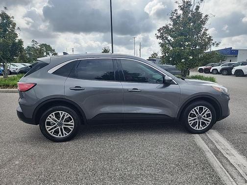 Carbonized Gray Metallic 2022 Ford Escape SEL