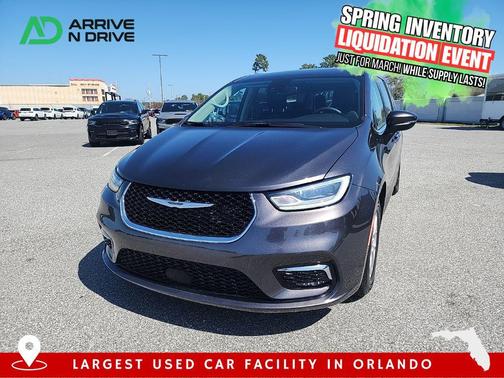 2023 Chrysler Pacifica Touring L