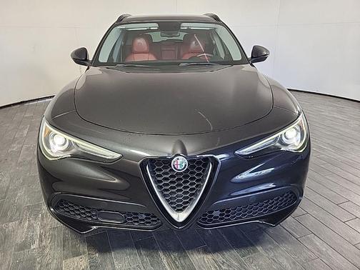 2019 Alfa Romeo Stelvio Sport