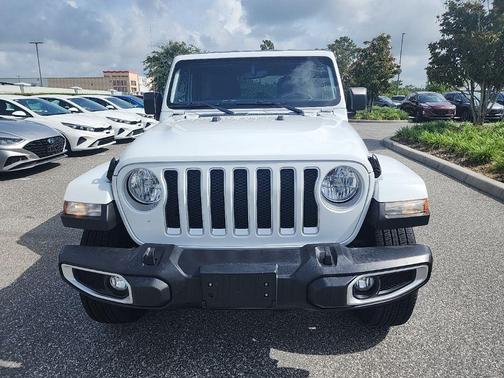 Bright White 2023 Jeep Wrangler 4-Door Sahara