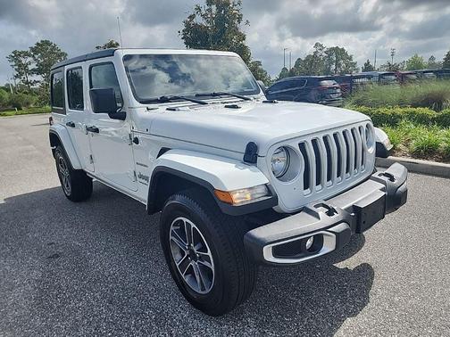 Bright White 2023 Jeep Wrangler 4-Door Sahara