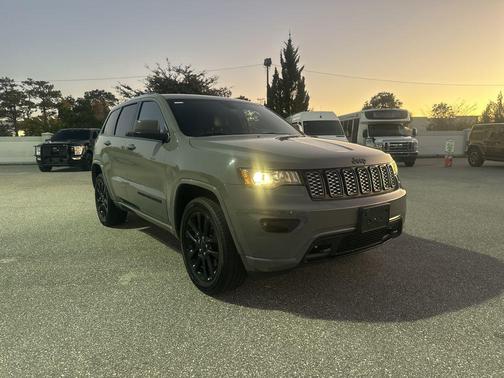 2021 Jeep Grand Cherokee Altitude