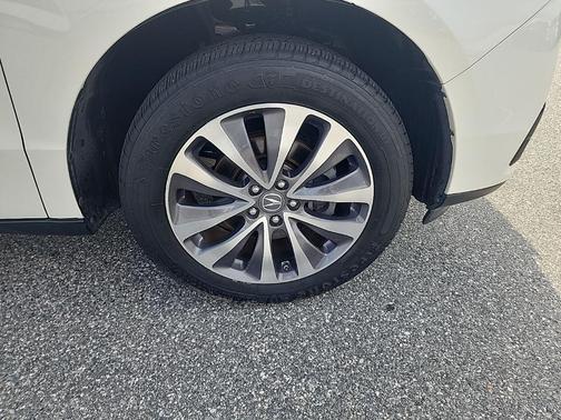 2016 Acura MDX 3.5L w/Technology Package